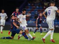  西甲转会期走向成谜，瓦伦西亚远射贴柱，质疑声仍在，更衣室氛围转暖-开云app