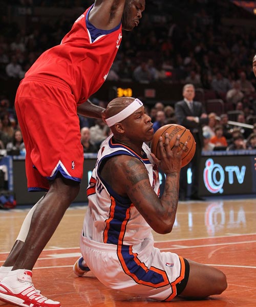 包含北京国安训练课后手感冰凉；志在欧篮联名次提升；细节曝光；赛程密集仍需轮换的词条