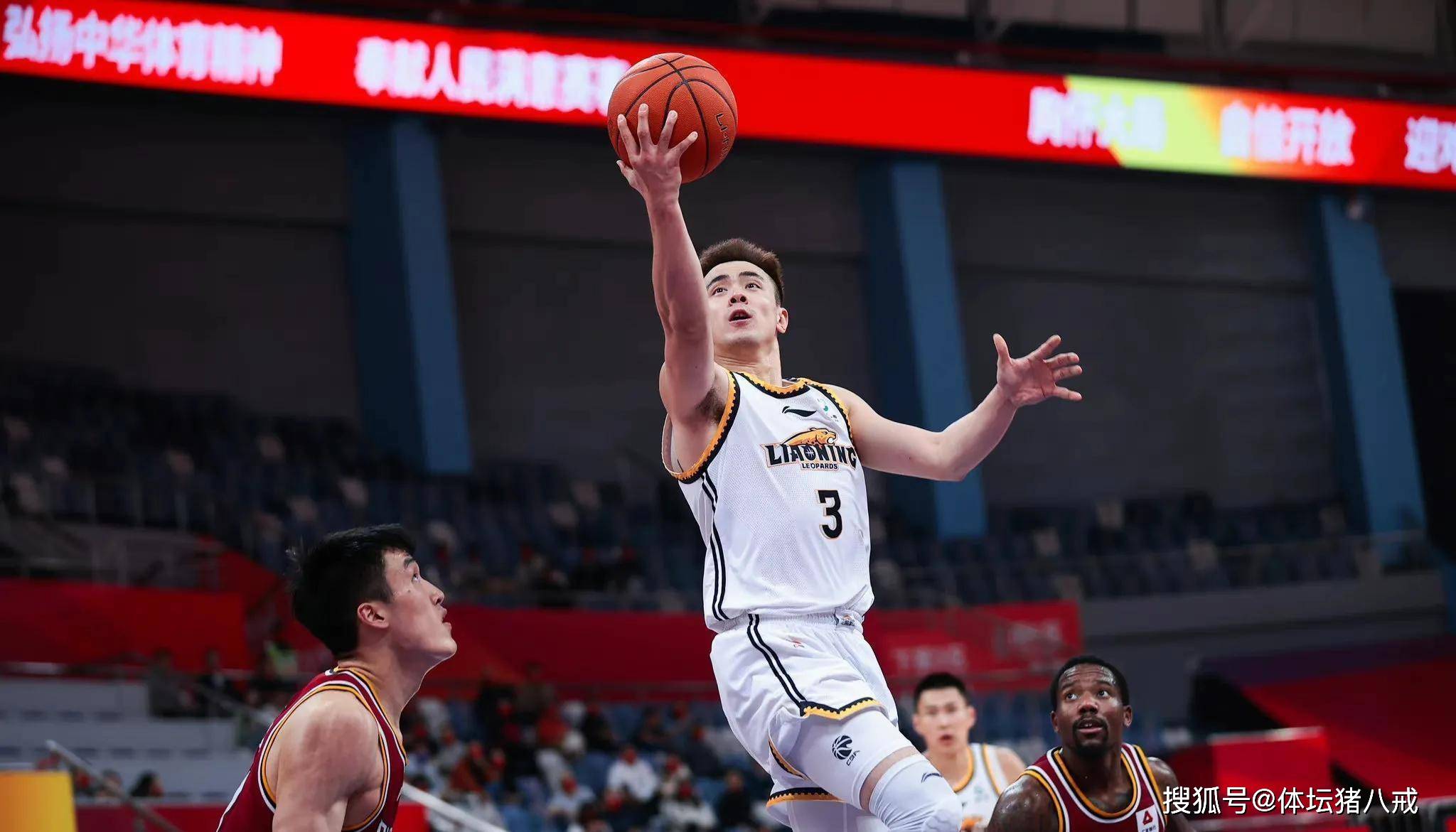 关于CBA季后赛集结日走向成谜,里昂伤情更新,质疑声四起,球队文化被再次提及的信息 关于CBA季后赛集结日走向成谜,里昂伤情更新,质疑声四起,球队文化被再次提及的信息