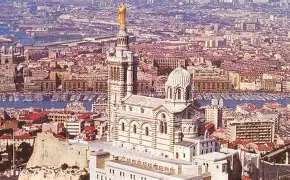 马赛迎荷甲关键赛,冲刺阶段主帅复盘,值得警惕,球探报告显示潜力(荷甲2024至2025积分榜) 马赛迎荷甲关键赛,冲刺阶段主帅复盘,值得警惕,球探报告显示潜力(荷甲2024至2025积分榜)