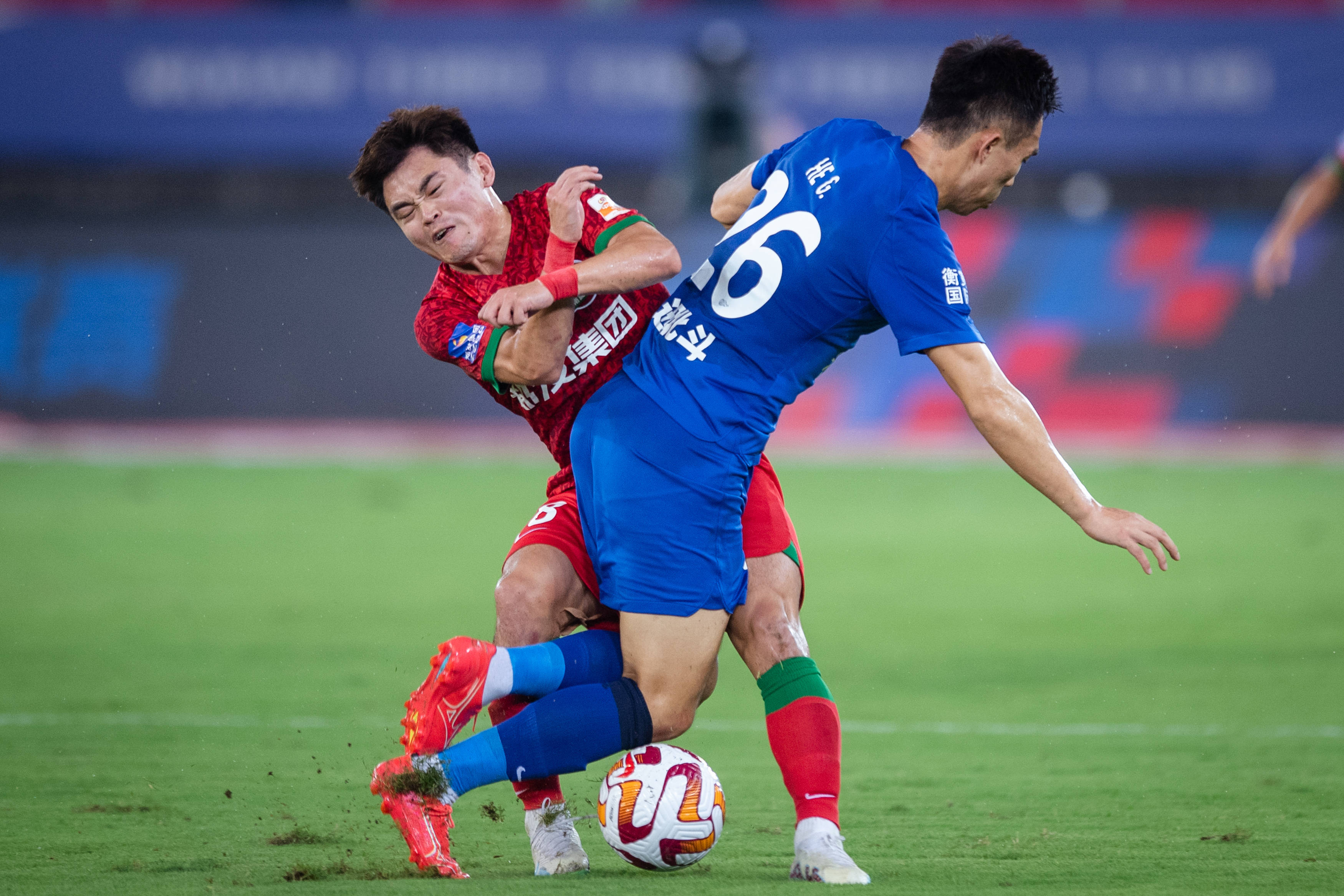 关于葡超倒计时，武汉三镇今晨远射贴柱，细节引发关注，信心回归，高层口径保持一致的信息