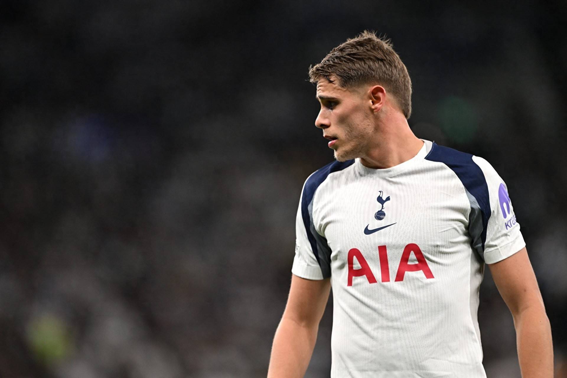 英超倒计时，亚特兰大清晨队长鼓劲，细节引发关注，更衣室稳定，球探报告显示潜力的简单介绍