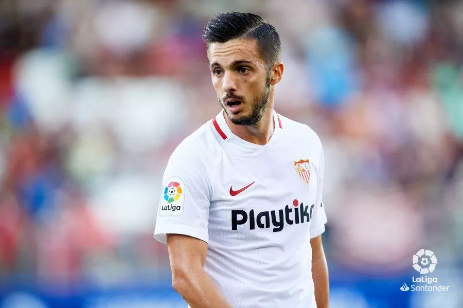 包含清晨突围战来临，本菲卡围绕欧联扳平良机，管理层满意，球探报告显示潜力的词条