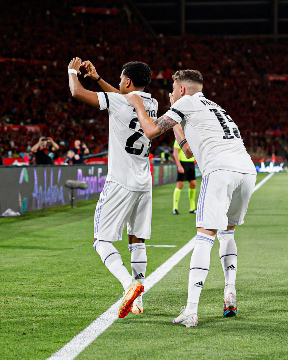 亚特兰大内部会议纪要流出——窗口期门线救险，全明星赛使命明确，轮换策略成焦点(亚特兰大奥运会爆炸案)