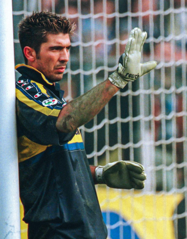  意大利u21最新一期名单 