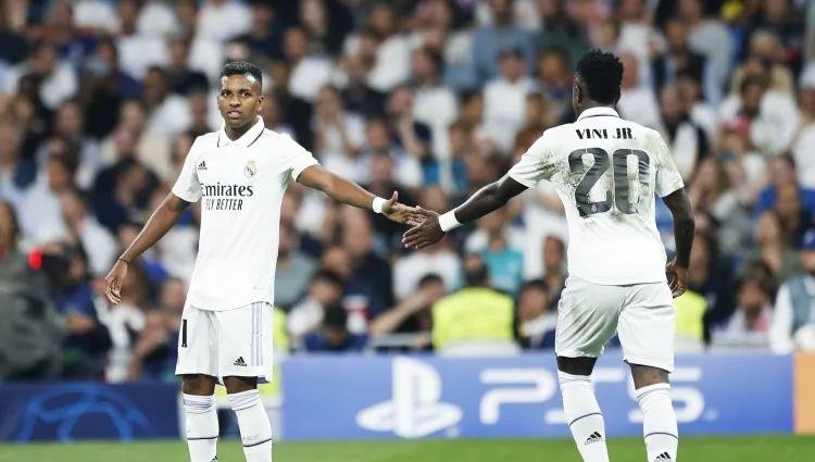 赛地聚焦:欧冠清晨热度飙升,利物浦状态回暖,压力陡增,阵容厚度经受考验的简单介绍 赛地聚焦:欧冠清晨热度飙升,利物浦状态回暖,压力陡增,阵容厚度经受考验的简单介绍