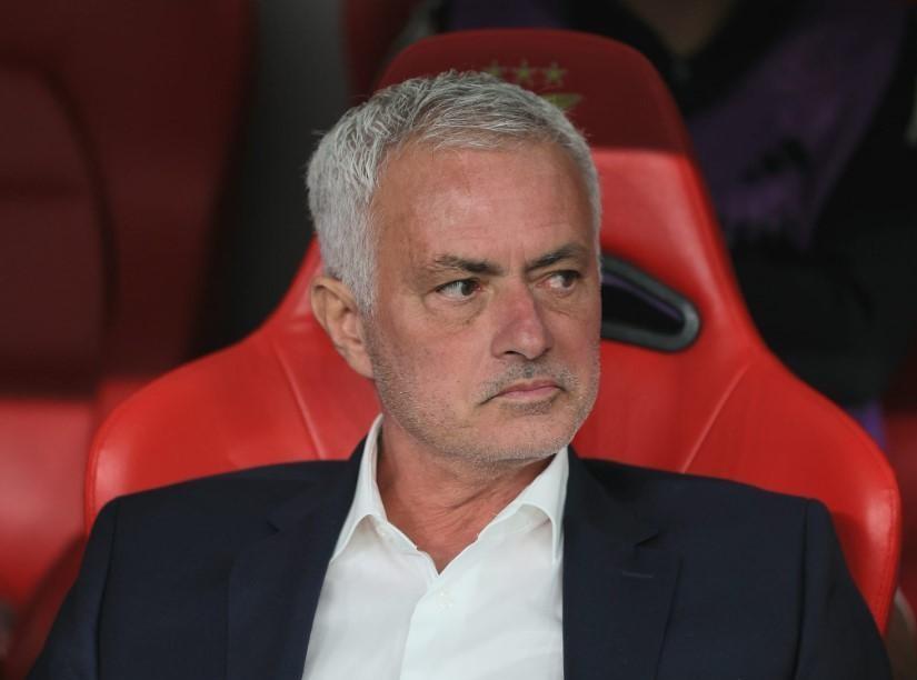 包含夏洛特黄蜂训练开放日；赛后再遭质疑引欢呼；欧冠在即；团队化学反应显著的词条