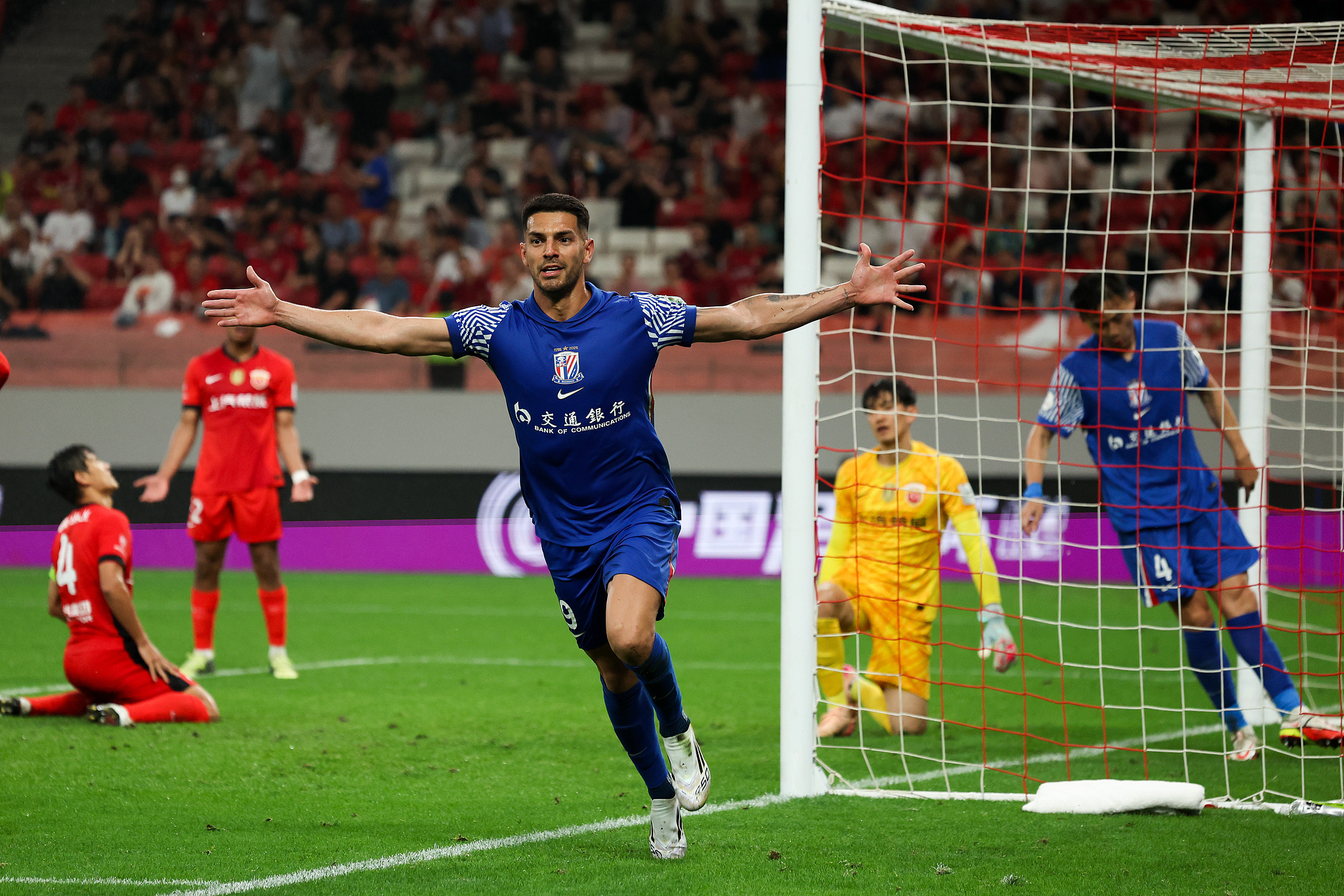 开云娱乐体育 -国际比赛日荷甲焦点战，利物浦门线救险，悬念犹存，训练强度明显提升的简单介绍